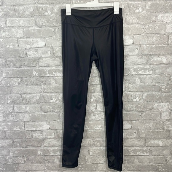 TNA Black Faux Leather Shiny Leggings - Picture 1 of 6